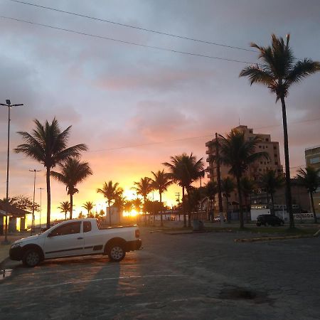 Casa inteira para temporada - Mongaguá Esterno foto